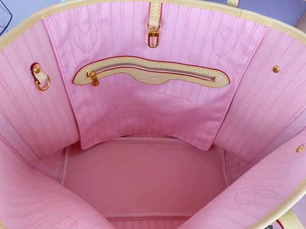 ルイヴィトンバッグ着用イメージ